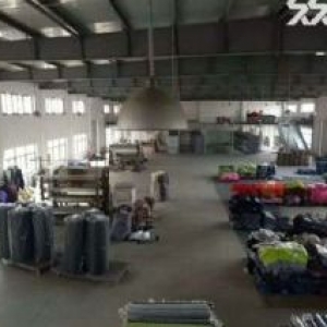 独门独院可分租，价格便宜