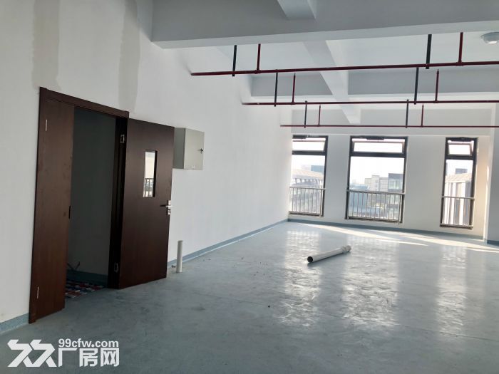 浦东仓库办公，集装箱恒温仓库，芯片研发，高端医疗，100平起租
