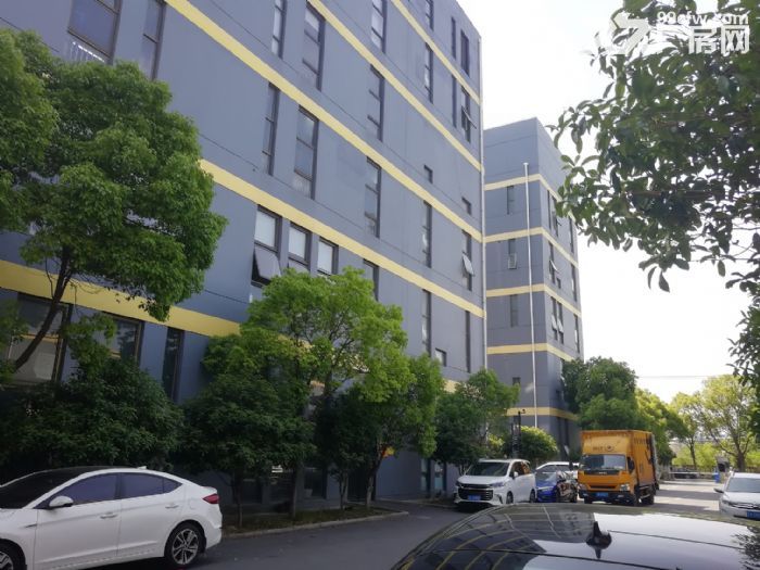 嘉定工业区超高性价比厂房办公室直租，租到就是赚到行业不限制