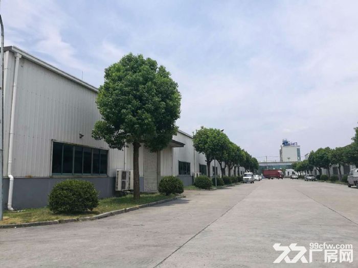 松江荣乐东路独栋单层厂房2600平米出租位置好