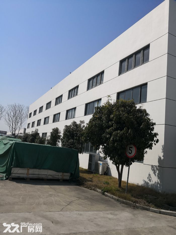 松江小昆山思贤路单层厂房1200平 3000平出租 高10米