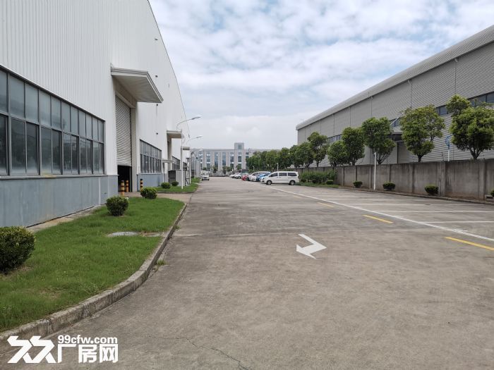 无税收仓库5000平方出租价格0.5元