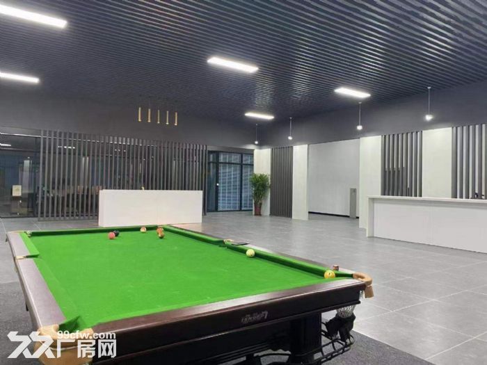 沿街精装办公  淘宝电商  花园式厂房  大小可分割